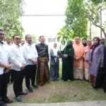 PKK Goes to School di SMA Negeri 1 Soppeng, Salurkan Bibit Tanaman Produktif