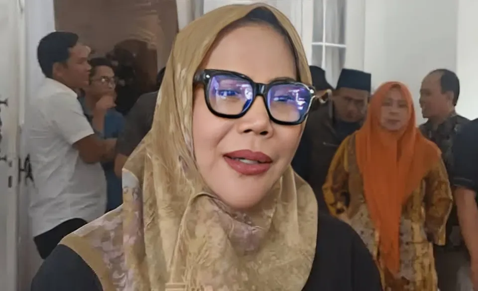 Kadinkes Sulsel Bantah Isu Rangkap Jabatan di RSUD Haji: Hoaks! 1 Kadinkes Sulsel Bantah Isu Rangkap Jabatan di RSUD Haji: Hoaks!