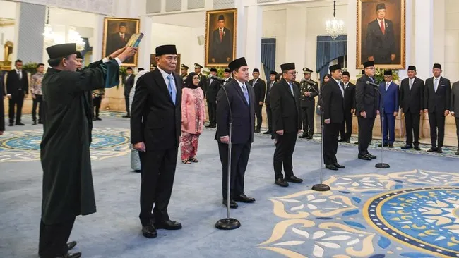 Prabowo Reshuffle Kabinet, Enam Pejabat Baru Dilantik di Istana Negara
