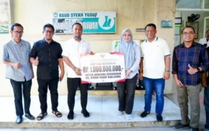 Andi Sudirman Serahkan Bantuan Rp1 Miliar untuk Pemulihan RSUD Syekh Yusuf Gowa Pascakebakaran