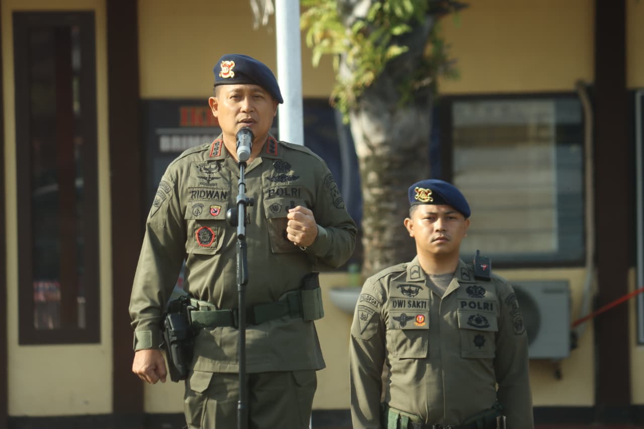 Phinisi Challenge 2026 Resmi Bergulir, Brimob Sulsel Tempa Personel Jadi Garda Tangguh 1 Phinisi Challenge 2026 Resmi Bergulir, Brimob Sulsel Tempa Personel Jadi Garda Tangguh