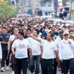 Ribuan Warga Meriahkan Jalan Sehat Anti Mager Bersama Gubernur Andi Sudirman di Rantepao Toraja Utara