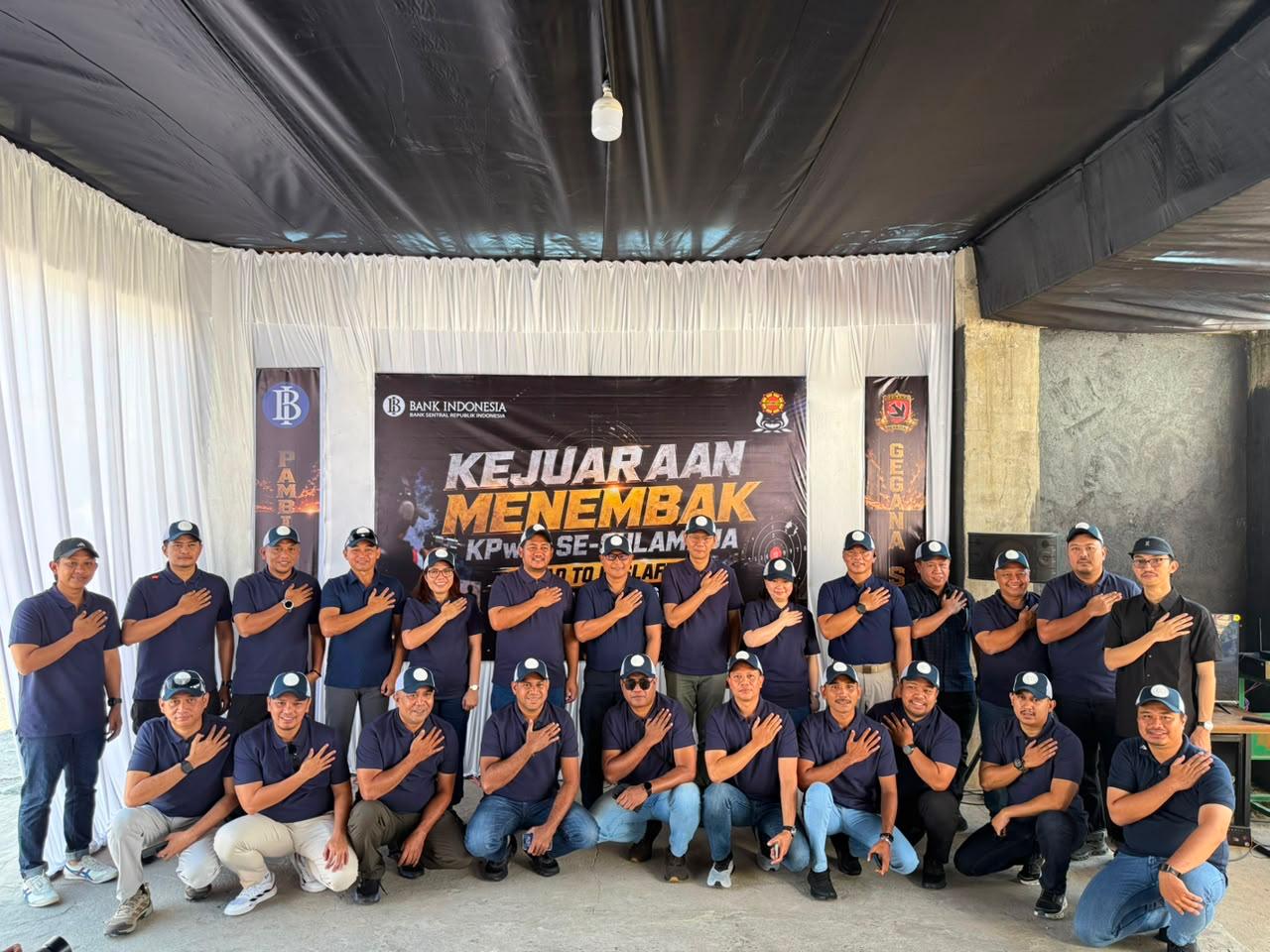 Bangun Kebersamaan Lewat Olahraga, Satbrimob Polda Sulsel dan BI Gelar Lomba Menembak Presisi 1 Bangun Kebersamaan Lewat Olahraga, Satbrimob Polda Sulsel dan BI Gelar Lomba Menembak Presisi